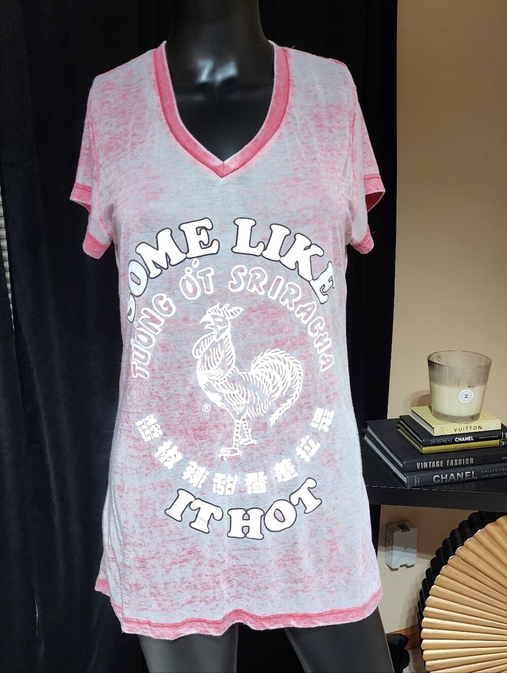 Sriracha Hot Chili Sauce Rooster Graphic Tee Pink Burnout Y2K Grunge XL - Picture 4 of 11
